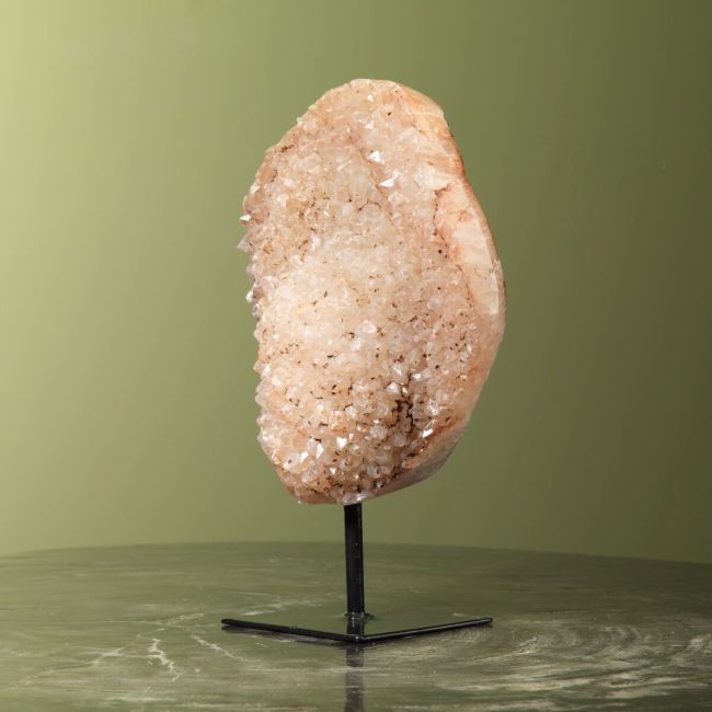 0012 Agate on Stand
