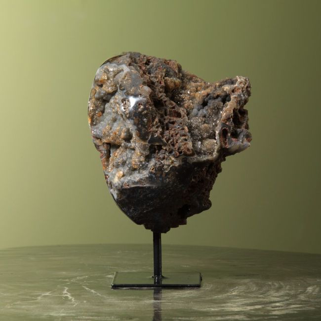 0017 Agate on Stand