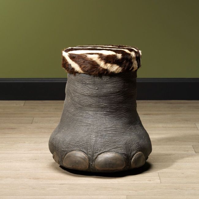 1581 Elephant Foreleg Replica