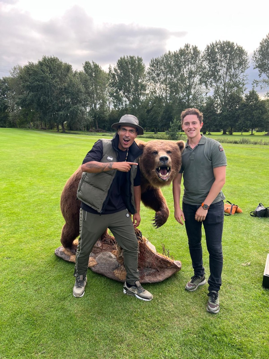Brown bear from By Max during the Zapp shoot with Wildebras