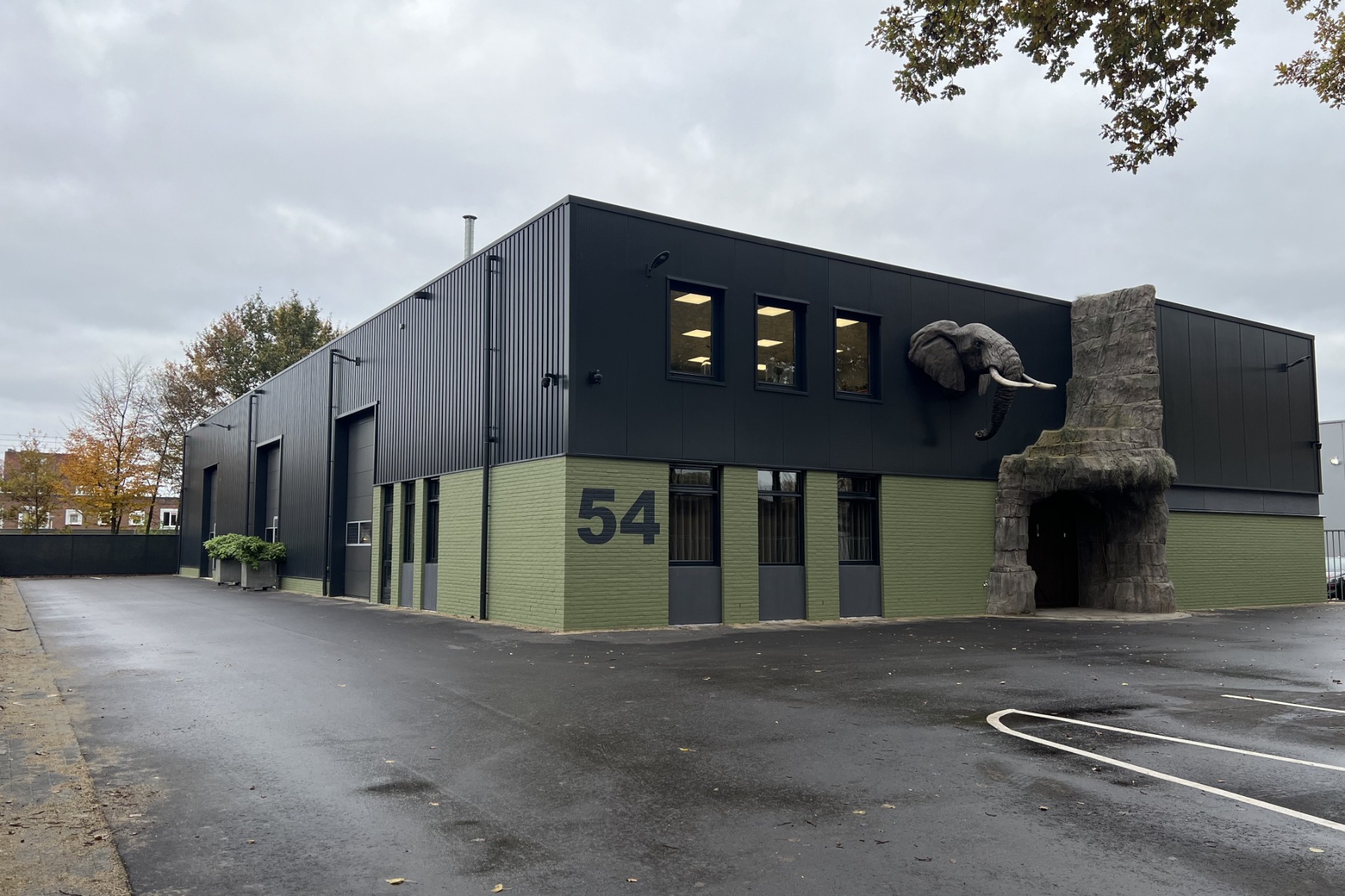 By Max building with elephant head on the façade